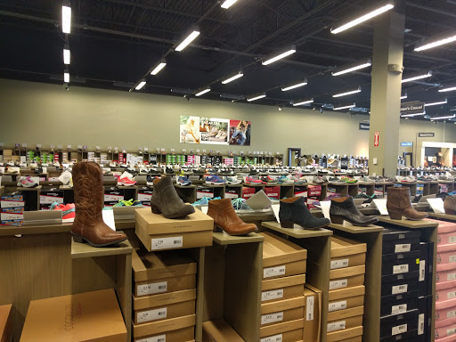 DSW Shoe Warehouse - Visit Lubbock